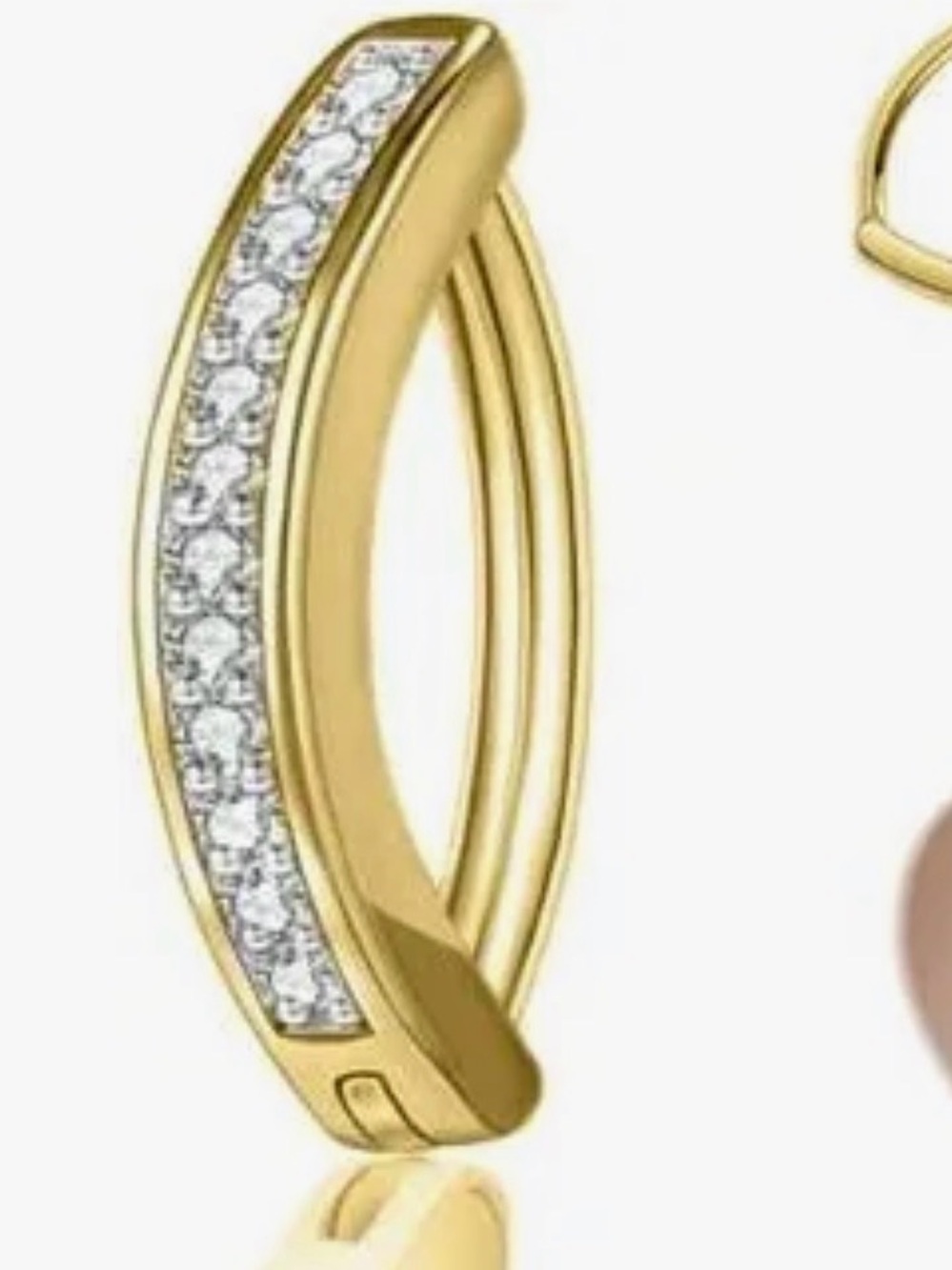 18k yellow gold & Natural Diamond Naval ring.